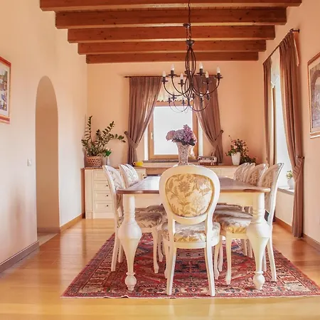 Olive Garden Family Retreat Villa Velletri